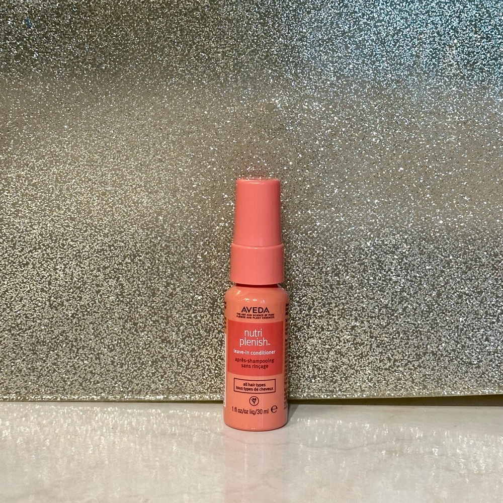 5 for $25 item 🌺 Mini Aveda Nutriplenish Leave in Conditioner